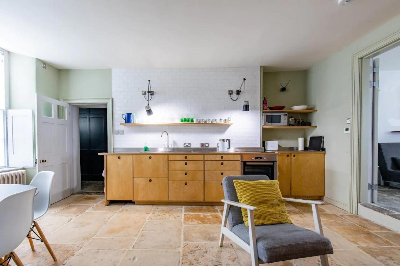 Walcot Apartment Бат Экстерьер фото